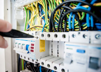 Augusta, controllo del territorio: due denunciati per furto di energia elettrica