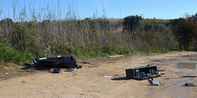 Noto, rubate due slot machine da un esercizio commerciale: rinvenute in località Eloro