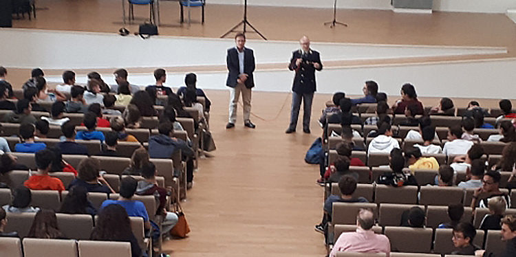 Siracusa, inaugurato al liceo Einaudi il ciclo di incontri di legalità promosso dalla Questura