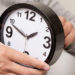 Torna l’ora solare, indietro di un’ora le lancette dell’orologio