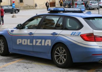 Siracusa. “Scuole sicure”: Polizia rinviene nei pressi di una scuola 8 grammi di marijuana