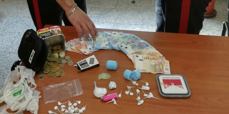 Controllo notturno dei Carabinieri tra Siracusa e Floridia. Sequestrati oltre 70 grammi di cocaina: tre arrestati