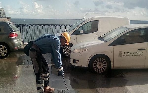 Siracusa. Sversamento liquidi fognari in Ortigia: tecnici Siam sul posto
