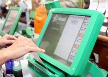 Noto. Tentata truffa e ricettazione in un esercizio commerciale: denunciato un 40enne