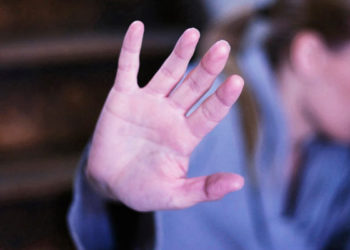 Noto. Aggressioni e minacce alla compagna: 31enne allontanato dalla casa familiare