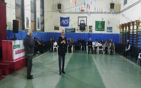 Siracusa. Truffa anziani, la Polizia incontra gli ospiti del centro “Akradina”