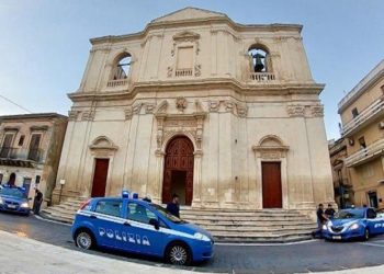 Noto. Polizia di Stato, controllo del territorio e della scuole