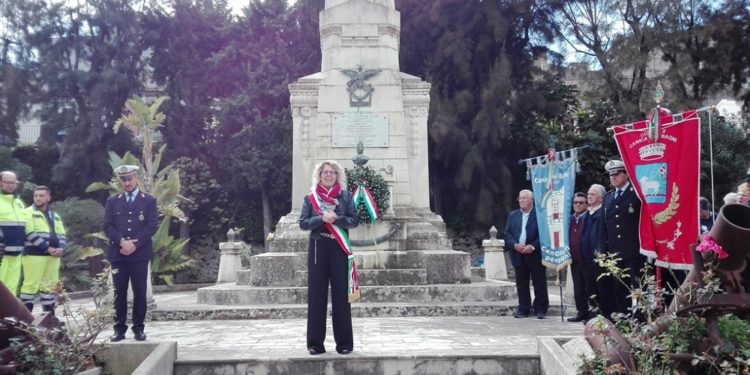 Canicattini Bagni. Celebrato il IV Novembre,  giornata dell’Unità Nazionale e delle Forze Armate