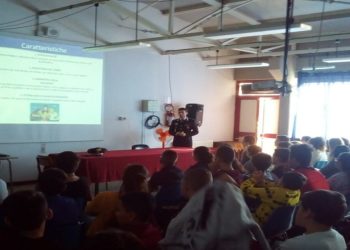 Siracusa. Dipendenza e diffusione di stupefacenti, i Carabinieri incontrano gli studenti del “Vittorini”