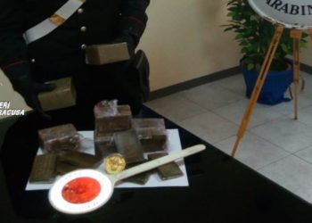 Siracusa. A bordo della sua auto con 3 chili di hashish, arrestata una 41enne
