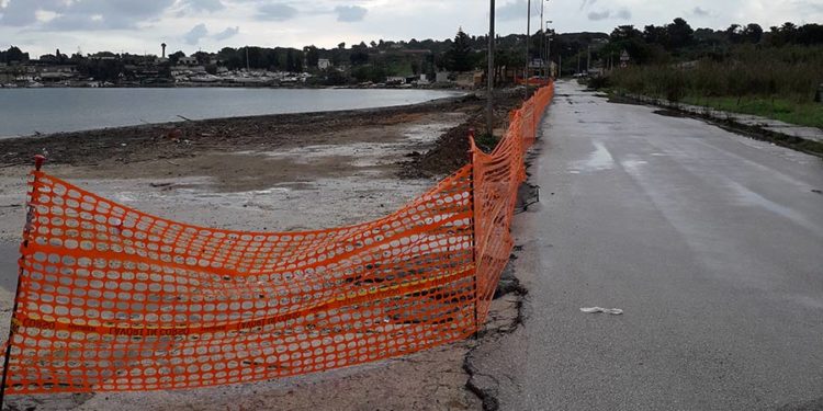 Siracusa, spiaggia di Sacramento spianata da due ruspe. Ortigia Sostenibile chiede delucidazioni sulle autorizzazioni