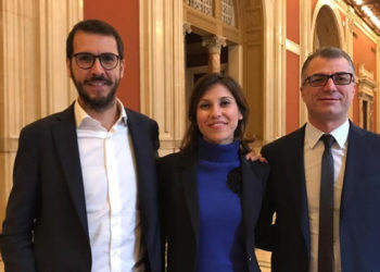 Sicilia, manovra a sostegno dei sindaci. Ficara, Scerra e Marzana (M5S): “400 milioni da investire sui territori”