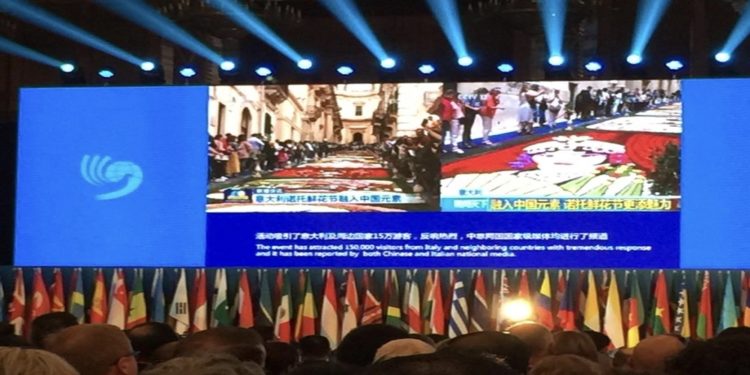 Noto. L’infiorata protagonista della conferenza mondiale degli Istituti Confucio