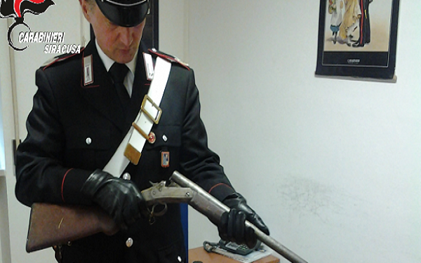 Rosolini. Trovato in possesso di un fucile e di 200 cartucce: arrestato dai Carabinieri