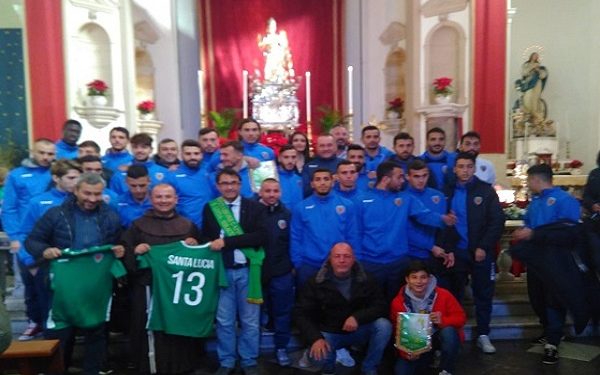 Il Siracusa Calcio rende omaggio alla Patrona Santa Lucia al Santuario