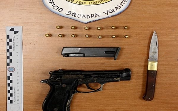 Lentini. Allaccio abusivo all’energia elettrica e porto illegale di armi: arrestato un giovane