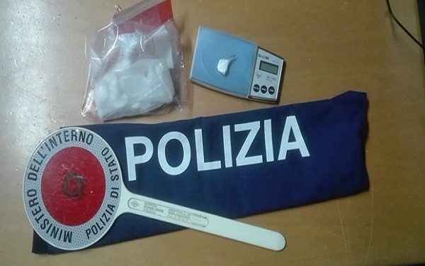 Siracusa. Trovato con 103 grammi di cocaina in auto, bloccato dalla Polizia in via Sturzo