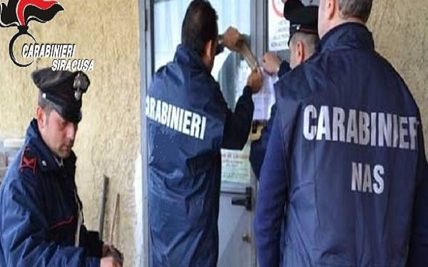 Augusta. Alimenti in cattivo stato di conservazione, disposta la chiusura di una pizzeria