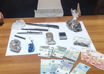 Cassibile, sorpreso con un ingente quantitativo di droga in casa: 35enne arrestato per spaccio