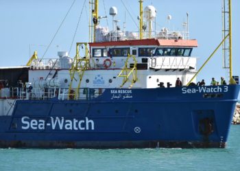 Caso Sea Watch 3. L’annuncio del premier Conte: “tra poche ore sbarco dei migranti”