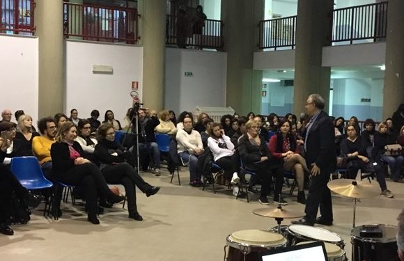Siracusa. “La Scuola illuminata: dalla Genetica all’Amore”: conferenza-spettacolo al Vittorini