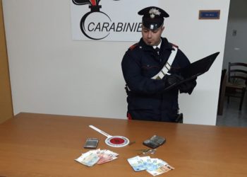 Pachino. Trovano in casa 25 grammi di hashish e 400 euro: arrestato un 36enne