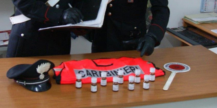 Rosolini, sorpresi con 160 grammi di metadone in casa: arrestata coppia convivente