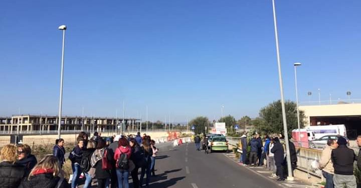 Siracusa. Sit – in di protesta dei lavoratori dello Spaccio Alimentare