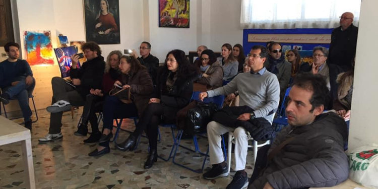 Siracusa. Mattinata tra poesia, arte ed artigianato nella miscellanea dell’associazione Archimedes