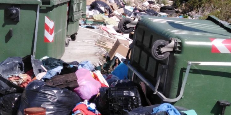 Siracusa. Fototrappole per i rifiuti acquistate e ancora inutilizzate, la denuncia di Ficara e Burgio