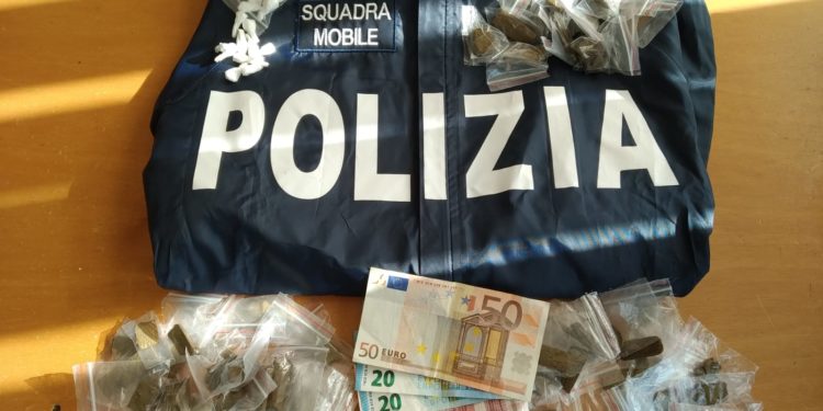 Siracusa. Operazione antidroga in via Immordini, arrestato un giovane in flagranza di reato