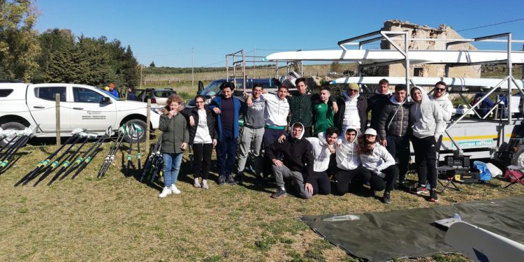 Siracusa, canottaggio: sulla diga di Poma l’Ortigia conquista tre ori, tre argenti e quattro bronzi