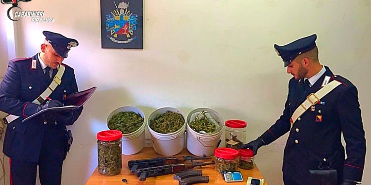 Lentini, Operazione “Home Service”: 3 misure cautelari per detenzione e spaccio stupefacenti
