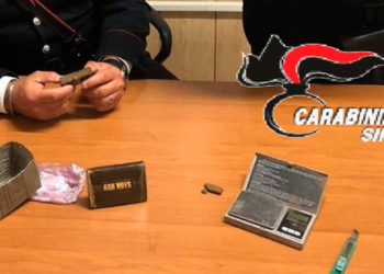 Rosolini, deteneva un panetto di hashish sul posto di lavoro: arrestato un 43enne