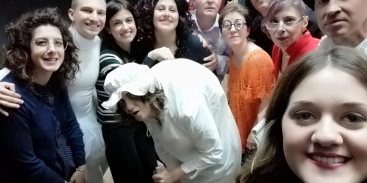 Canicattini. “Il Sipario” chiude la stagione teatrale con la commedia “Benvenuti al Cimitero”