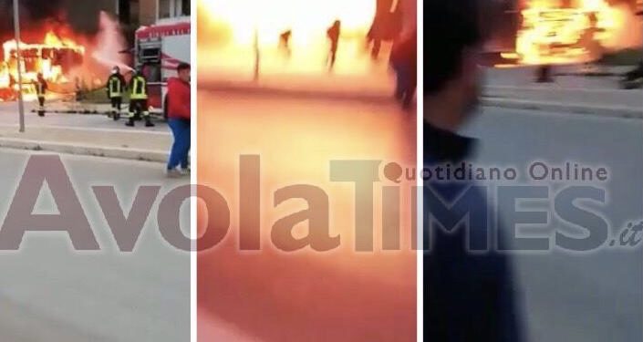 Avola, esplosione di una paninoteca: ferito un vigile del fuoco. Il VIDEO