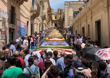 Noto, archiviata la 40^ edizione dell’Infiorata. Bonfanti: “manifestazione entusiasmante”