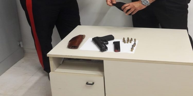 Siracusa. Pistola con matricola abrasa in casa, i Carabinieri arrestano un 32enne