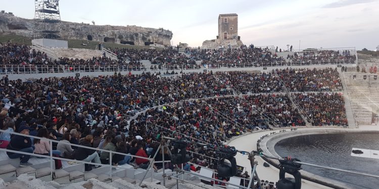 Siracusa. Spettacoli classici al Teatro Greco, nuove agevolazioni Elena, Le Troiane e Lisistrata