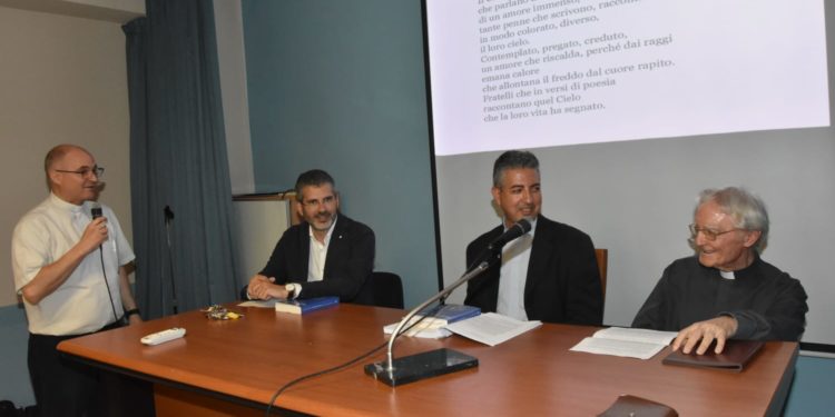 Siracusa, “Fratelli di Cielo”: poesie e testimonianze di fede nel libro di Don Raffaele Aprile