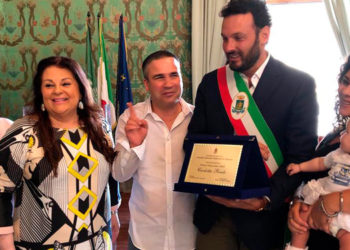 Siracusa, cerimonia dedicata ai primi nati del 2019: ieri la consegna della targa ricordo al Salone Borsellino