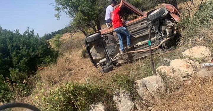 Siracusa. Incidente a Fontane Bianche, perde il controllo e cappotta con l’auto
