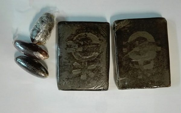 Siracusa. Alla guida del ciclomotore con 230 grammi di hashish: arrestato 21enne