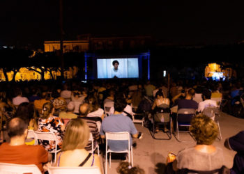 Siracusa. Cinema in Piazza, questa sera in Borgata il secondo appuntamento con “Tiramisù”