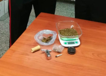 Melilli, trovato con 75 grammi di marijuana in casa: arrestato un 24enne
