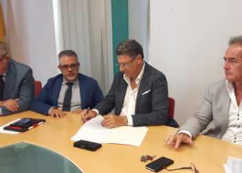 Siracusa, prenotazione visite e pagamento ticket anche nelle farmacie del territorio: convenzione tra Asp e Federfarma