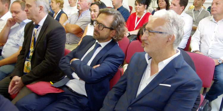 Noto e Kiskiros, un’amicizia all’insegna della poesia ungherese