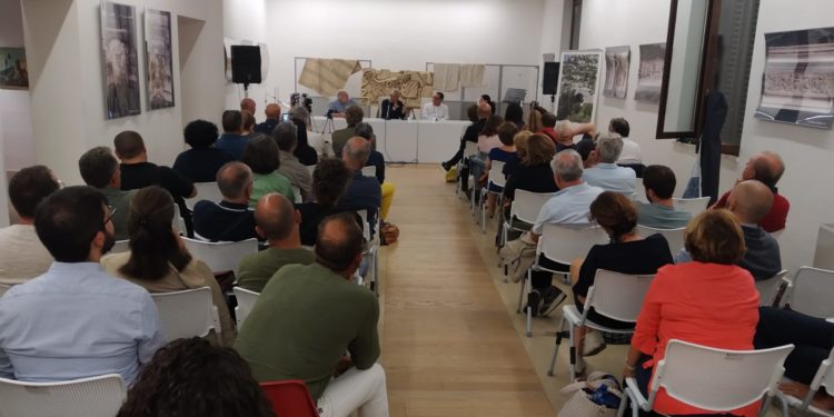 Canicattini Bagni. Presentato lunedì il libro di Attilio Bolzoni “Il padrino dell’antimafia”