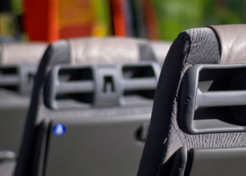 Palpeggia una studentessa sul bus: arrestato dai Carabinieri