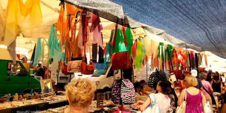 Canicattini Bagni, mercato settimanale: bando per l’assegnazione di 17 posti